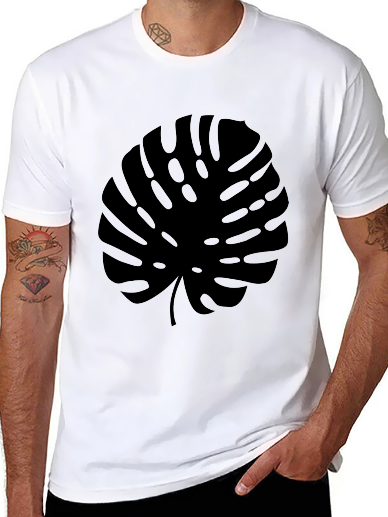Modern Monstera Leaf Graphic Tee - Black