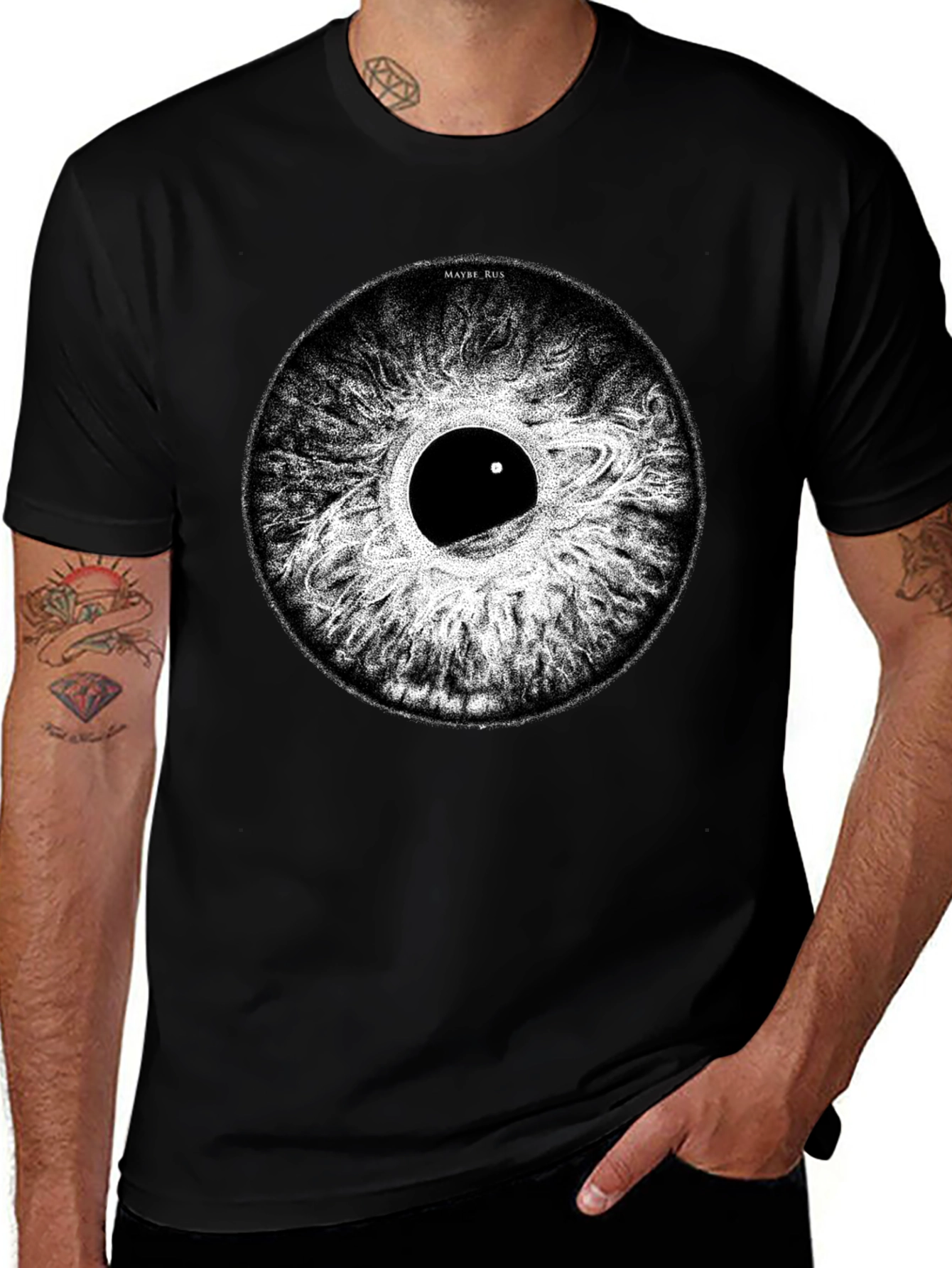 Eye Graphic T-Shirt - Unique Saturn Design