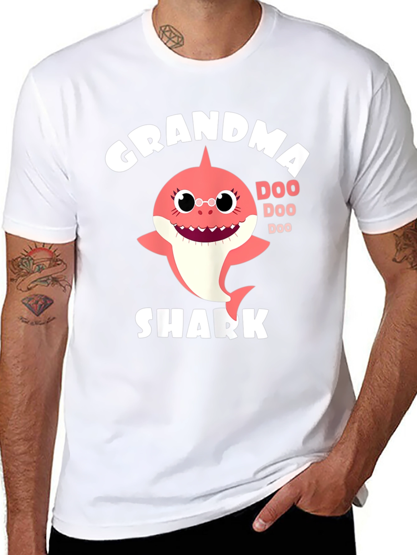 Grandma Shark Doo Doo T-Shirt - Family Matching Tee